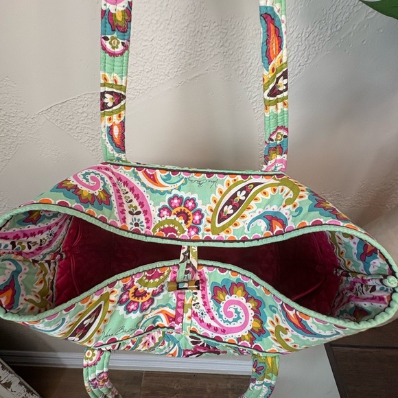 Like new - Picture 2 of 4